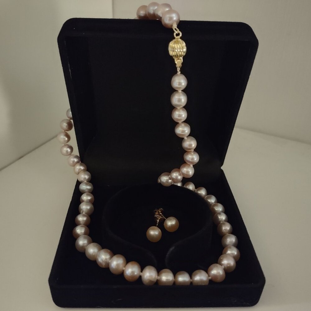 Pink Freshwater Cultured Pearl Necklace and Earrings Set